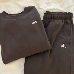ALO Yoga Brown Sweatshirt size large